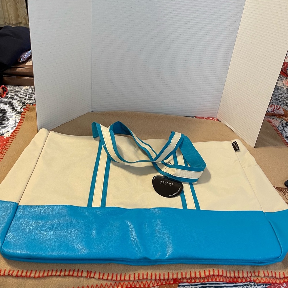 Marino Series XL canvas bag.  NEW